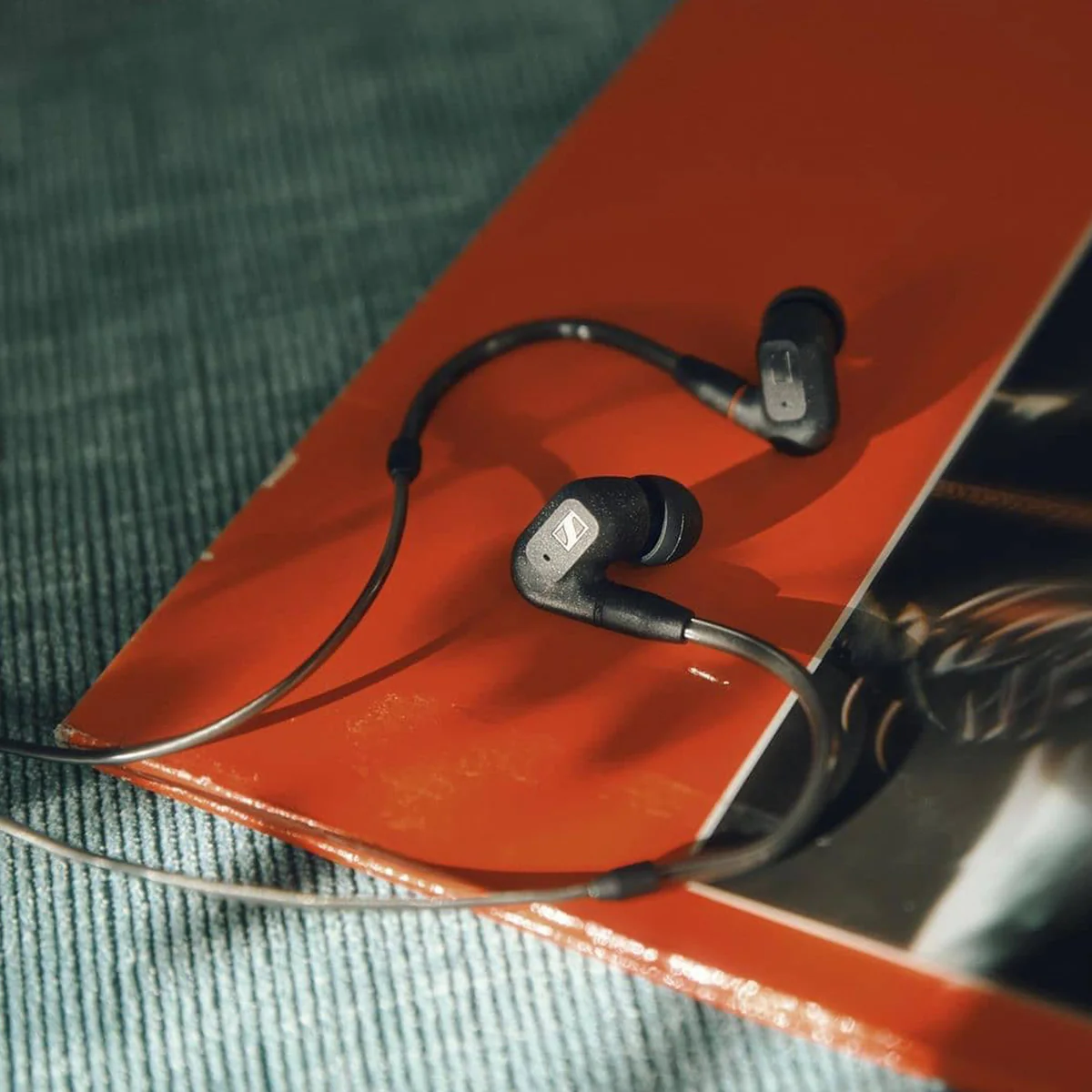 Sennheiser IE 300 IEM - Image 14